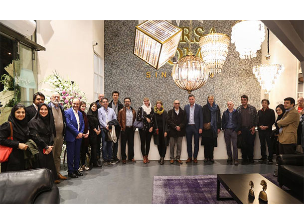 دیدار خاطره انگیز دانشمندان جهان در خانه درسا دیدار خاطره انگیز دانشمندان جهان در خانه درسا