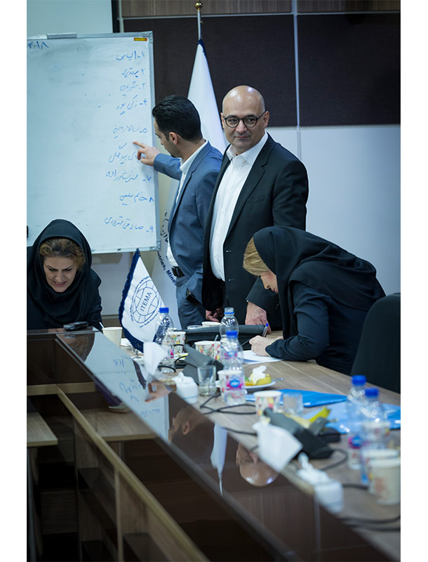 فعالیت شورای عالی برندهای پوشاک ایران آغاز شد فعالیت شورای عالی برندهای پوشاک ایران آغاز شد