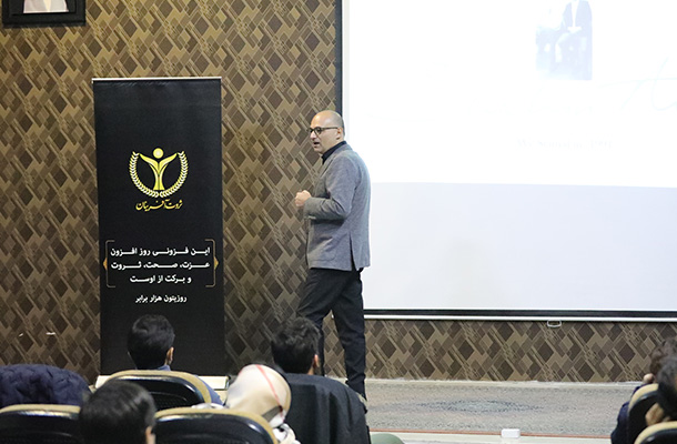 شم اقتصادی با شاهین فاطمی شم اقتصادی با شاهین فاطمی
