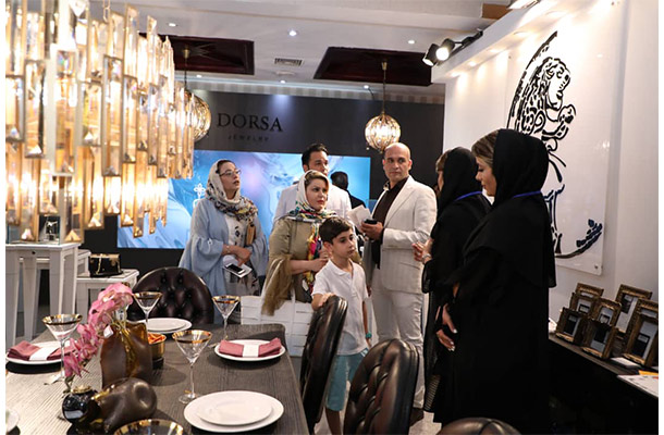 هتل پارس میزبان گروه چرم درسا هتل پارس میزبان گروه چرم درسا