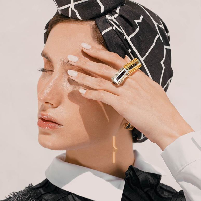 انگشتر دژ با راکس و کریستال دودی نقره سایز S